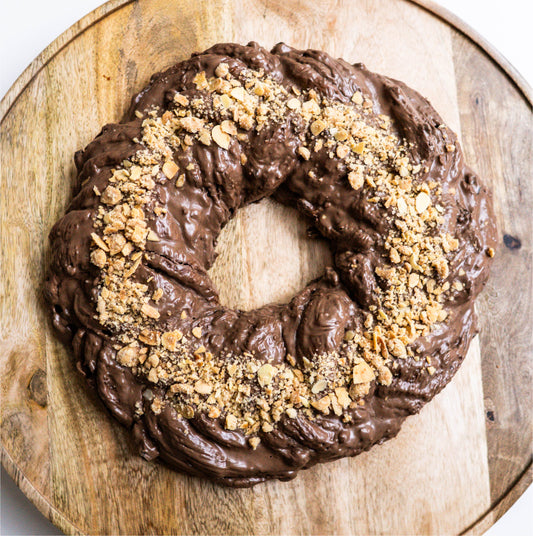 Klassikaline kaneeli-rosina kringel