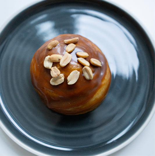 Kodune maapähkli-karamellisai